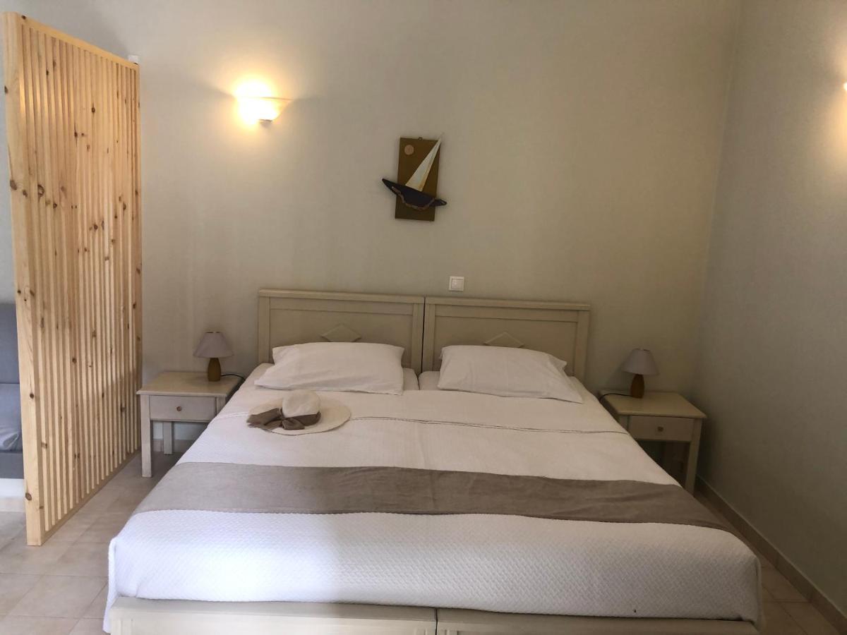 Elia Aparthotel *